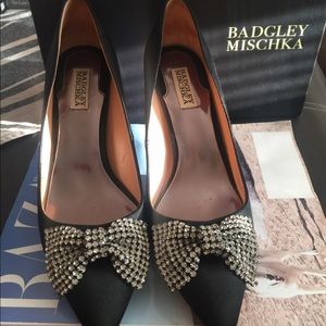 Badgley Mischka pumps